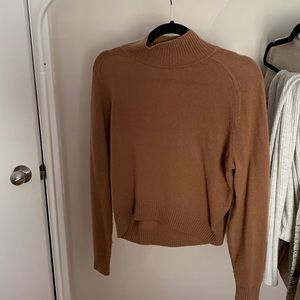 Aritzia Babaton Crewneck Sweater